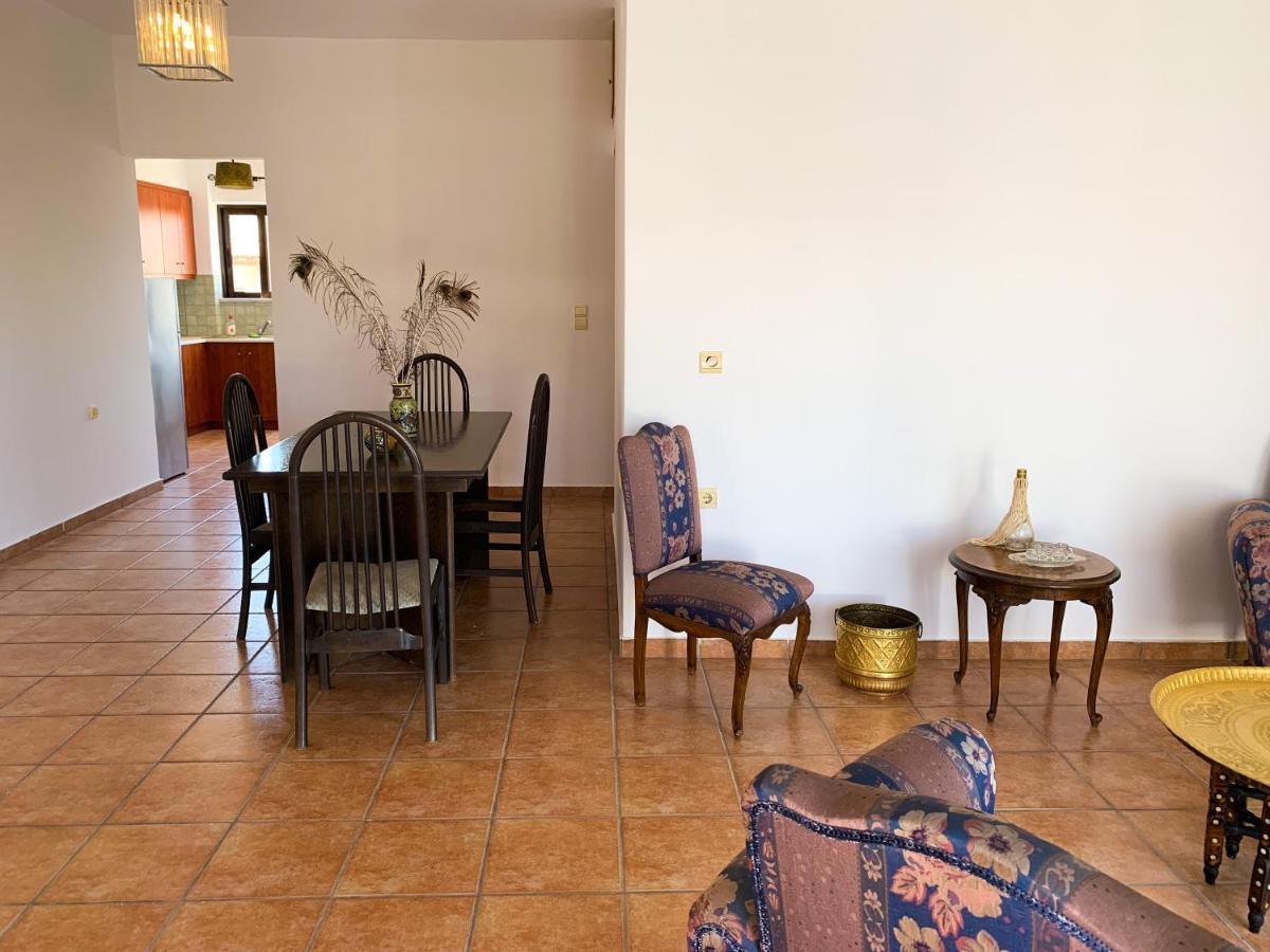 חאניה Central Huge Apartment מראה חיצוני תמונה